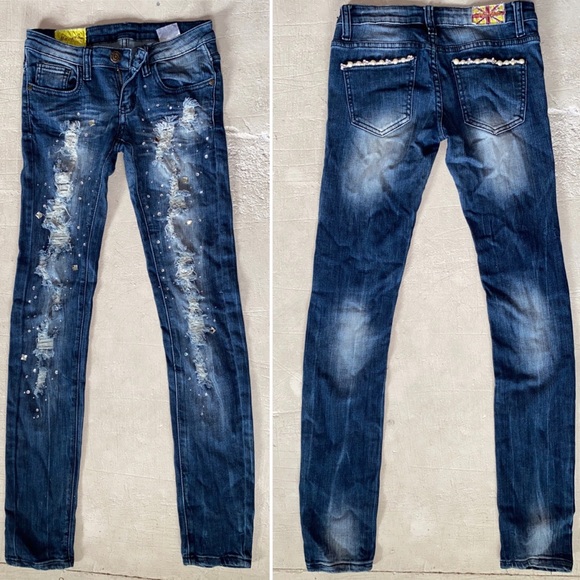 Size 1 MACHINE Jeans RHINESTONES! - Picture 1 of 8